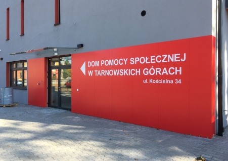 Dom Pomocy Społecznej Strzybnica - wykończenie elewacji