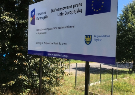 Wojkowickie Wody - konstrukcja z szyldem z dibondu