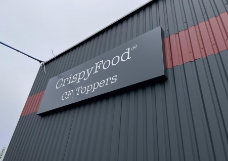CrispyFood - Kaseton LED z giętego dibondu
