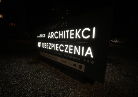 Ubezpieczenia OSADA JANA - pylon LED