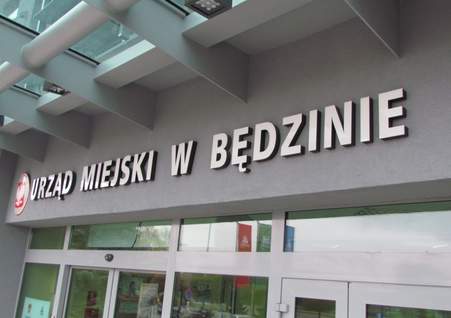 Litery blokowe ze styrodruru z licem (produkcja i montaż)