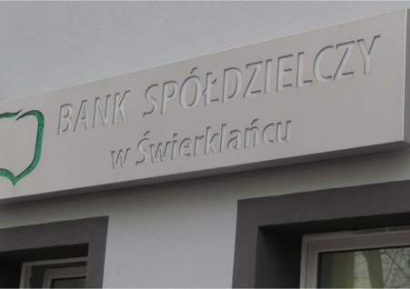 Produkcja i montaż kasetonu świetlnego LED dla banku