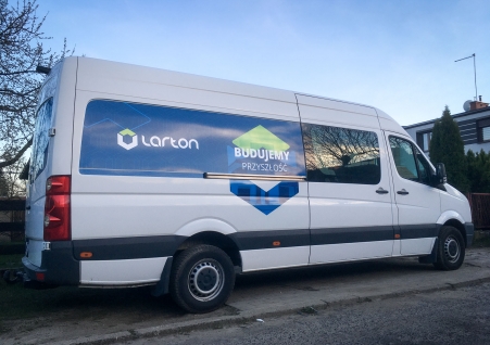 Larton - Projekt i oklejenie samochodu dostawczego 2